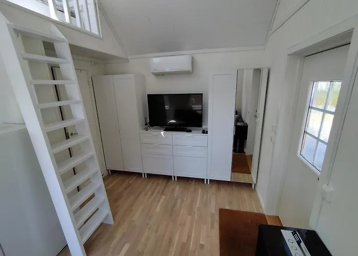 Guesthouse With Terrace